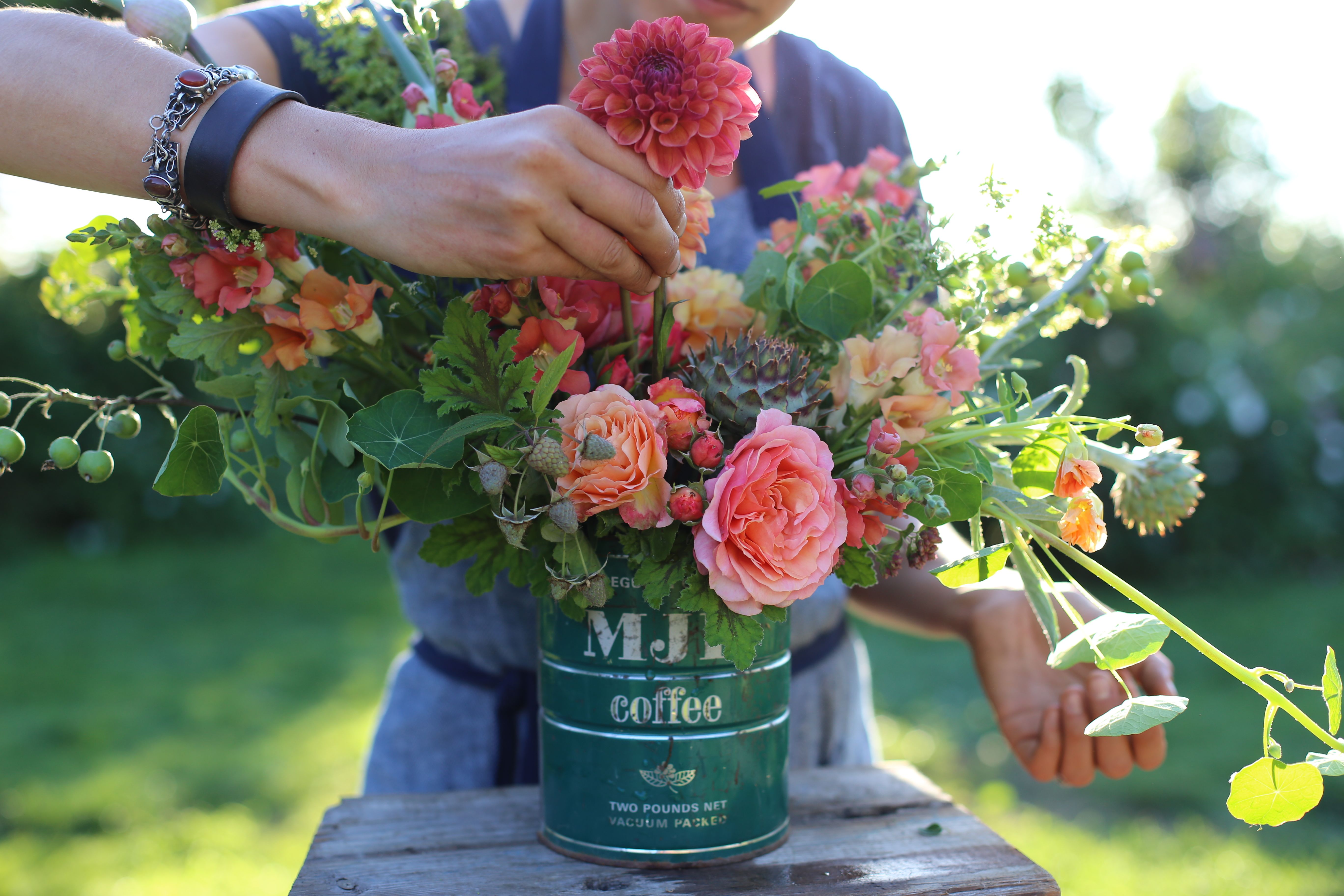 Erin Benzakein arranging flowers